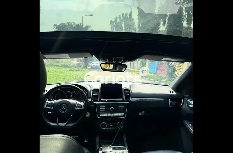 Nigerian Used 2017 MERCEDES BENZ GLE43 AMG COUPE for sale in Abuja, FCT - photo 4 of 7