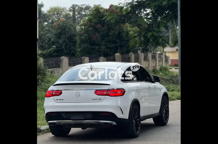 Nigerian Used 2017 MERCEDES BENZ GLE43 AMG COUPE for sale in Abuja, FCT - thumbnail 6