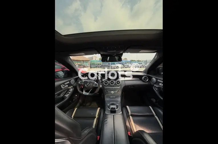 Foreign Used 2016 Mercedes Benz C63s - 2/7