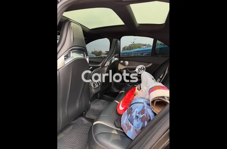 Foreign Used 2016 Mercedes Benz C63s for sale in Garki, FCT - thumbnail 4