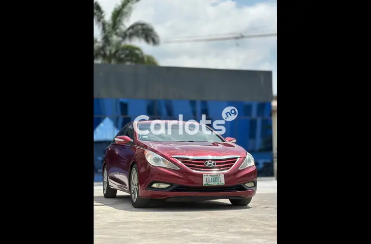 Foreign used standard Hyundai Sonata 2012 model for sale in Abuja, FCT - photo 1 of 7
