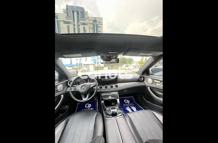Foreign Used 2017 Mercedes-Benz E300 for sale in Abuja, FCT - thumbnail 2