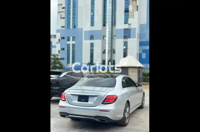 Foreign Used 2017 Mercedes-Benz E300 for sale in Abuja, FCT - photo 5 of 7