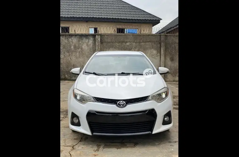 FOREIGN USED 2014 TOYOTA COROLLA S for sale in Abuja, FCT - thumbnail 2