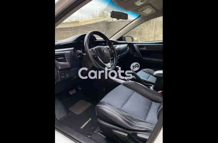 FOREIGN USED 2014 TOYOTA COROLLA S - 3/7