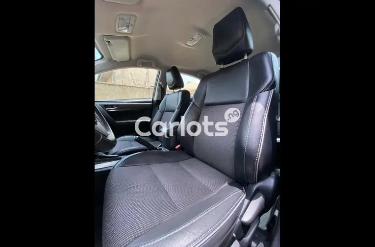 FOREIGN USED 2016 TOYOTA COROLLA S for sale in Abuja, FCT - photo 5 of 7