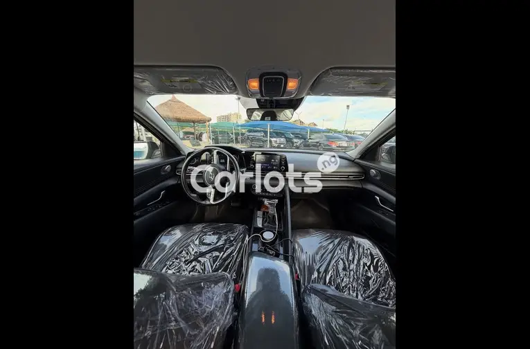 Foreign Used 2020 Hyundai Elantra for sale in Garki, FCT - thumbnail 2