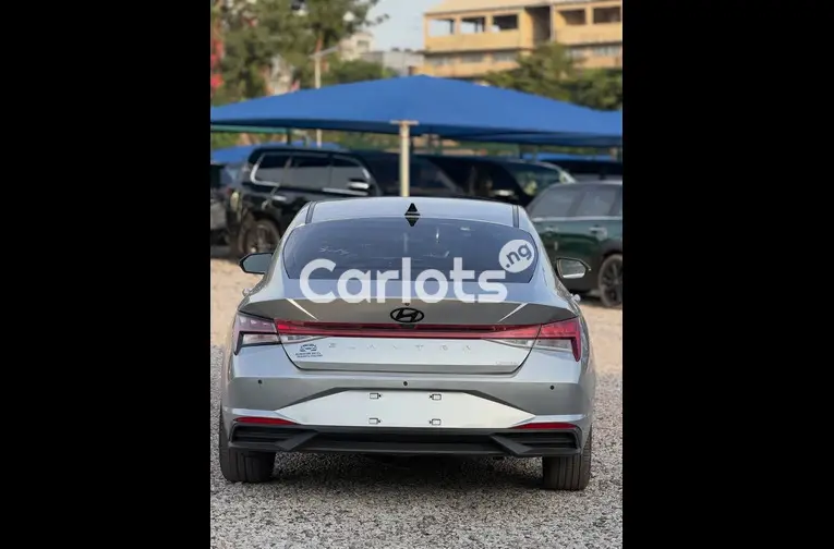 Foreign Used 2018 Hyundai Elantra - 5/5