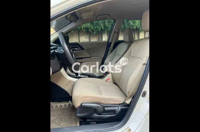 Nigerian Used TOKS STANDARD 2016 HONDA ACCORD for sale in Kaduna - thumbnail 4