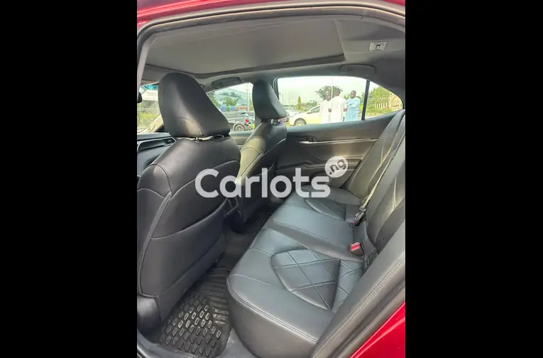 used Toyota Camry XLE 2018 for sale in Abuja, FCT - thumbnail 7
