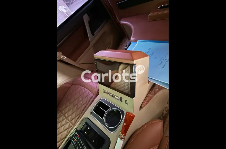 FOREIGN USED 2020 BULLETPROOF TOYOTA LAND CRUISER VIP for sale in Abuja, FCT - photo 5 of 7