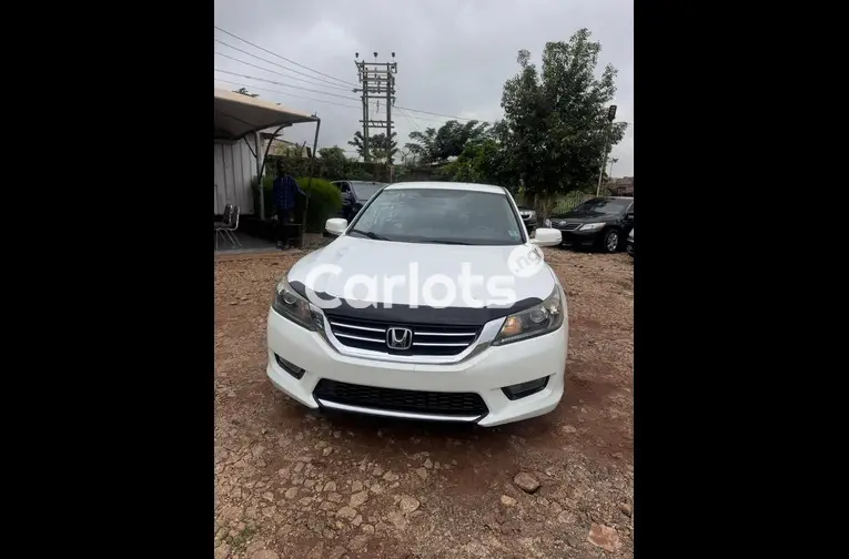 FOREIGN USED 2014 HONDA ACCORD SPORT - 2/7