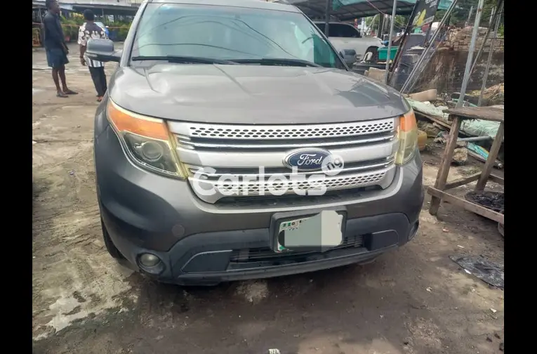 BOUGHT BRAND NEW 2014 FORD EXPLORER XLT for sale in Ajah, Lagos - thumbnail 1