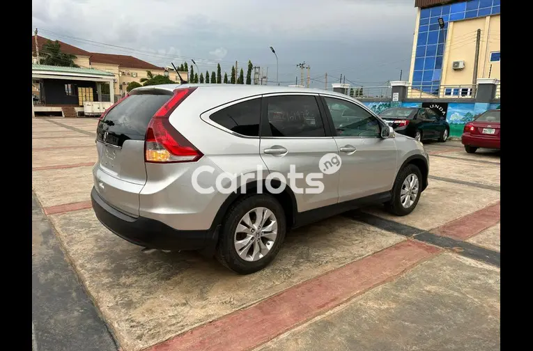 FOREIGN USED 2012 HONDA CRV for sale in Kaduna - photo 6 of 7
