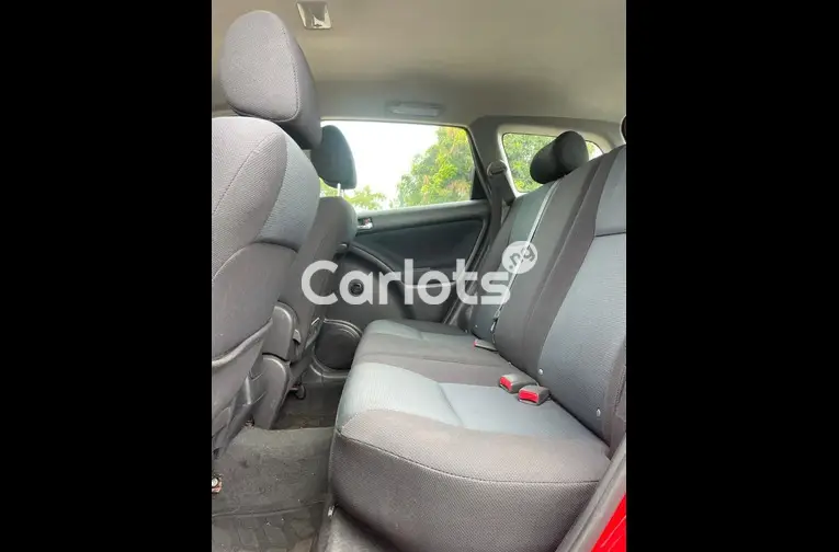 USED 2007 TOYOTA MATRIX for sale in Garki, FCT - photo 3 of 7