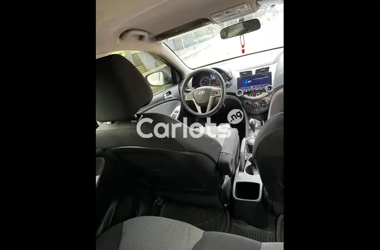 Nigerian Used HYUNDAI ACCENT 2013 for sale in Kano - thumbnail 3