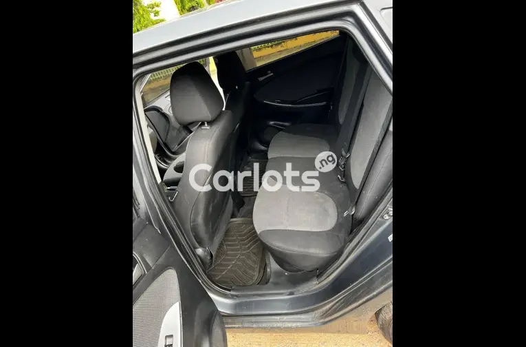 Nigerian Used HYUNDAI ACCENT 2013 for sale in Kano - photo 4 of 7