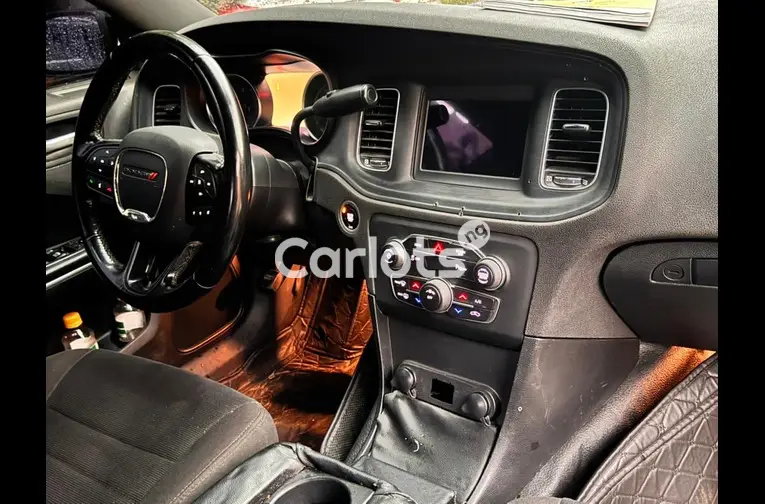 Used Dodge Challenger 2020 for sale in Garki, FCT - thumbnail 3
