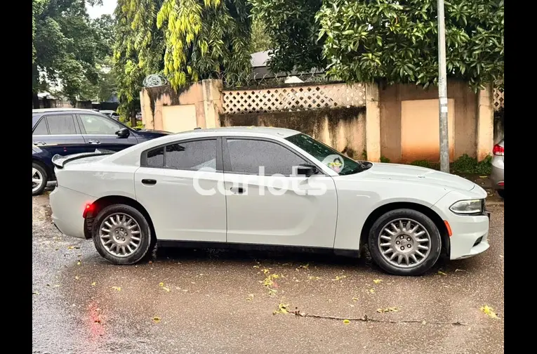 Used Dodge Challenger 2020 for sale in Garki, FCT - photo 7 of 7