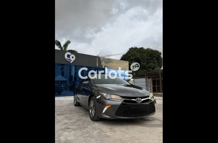 Foreign used Toyota Camry SE Year:2016 Custom duty for sale in Abuja, FCT - thumbnail 6