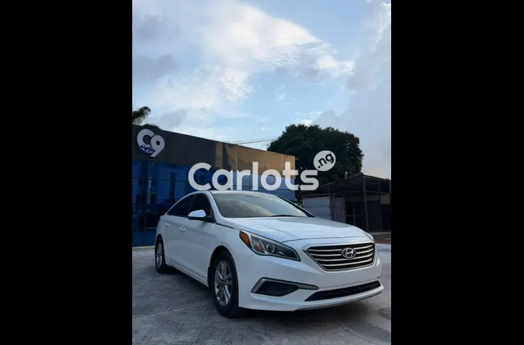Foreign used 2015  Hyundai sonata for sale in Abuja, FCT - thumbnail 4