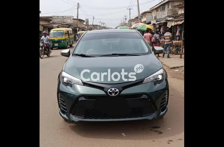 Nigerian Used 2018 UPGRADED TOYOTA COROLLA LE for sale in Kaduna - thumbnail 2