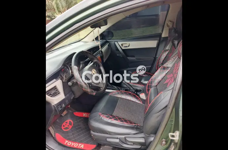 Nigerian Used 2018 UPGRADED TOYOTA COROLLA LE for sale in Kaduna - thumbnail 3