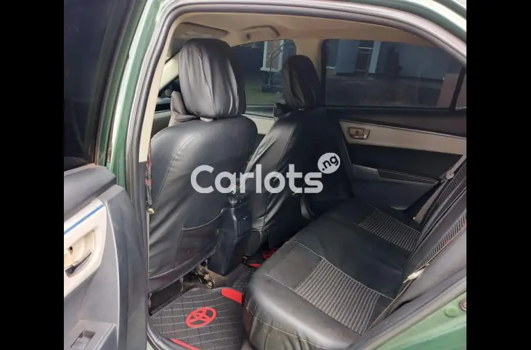 Nigerian Used 2018 UPGRADED TOYOTA COROLLA LE for sale in Kaduna - thumbnail 5
