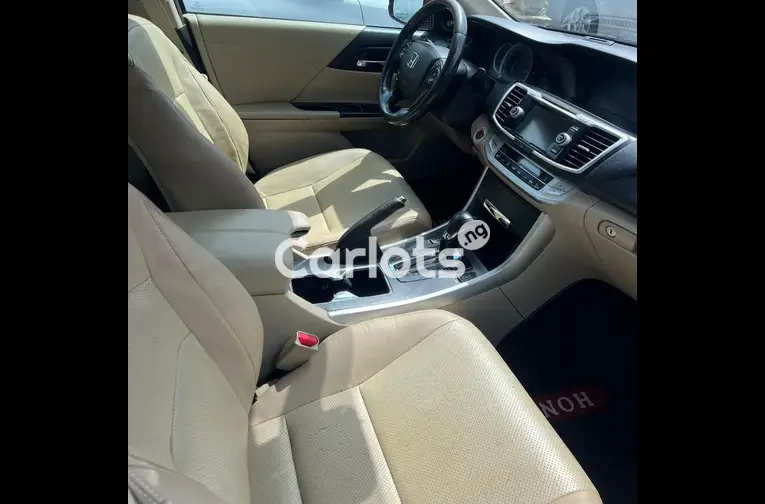 2016 UPGRADED KEYLESS HONDA ACCORD V6 - 5/7