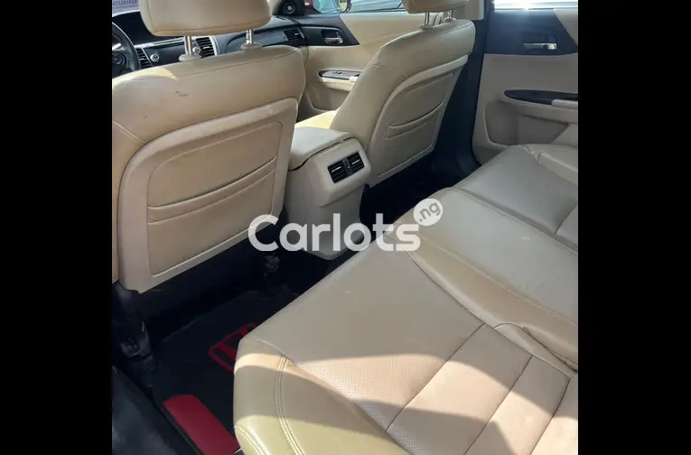 2016 UPGRADED KEYLESS HONDA ACCORD V6 for sale in Kaduna, Kaduna - photo 6 of 7