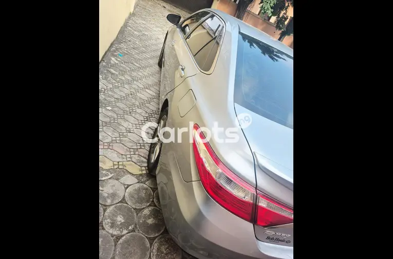 Nigerian Used 2015 FIRST BODY TOYOTA CAMRY for sale in Abuja, FCT - photo 5 of 5