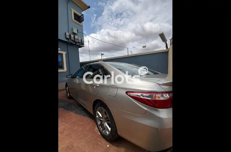 TOKS STANDARD ACCIDENT FREE 2015 TOYOTA CAMRY SE for sale in Lagos, Lagos - photo 5 of 7