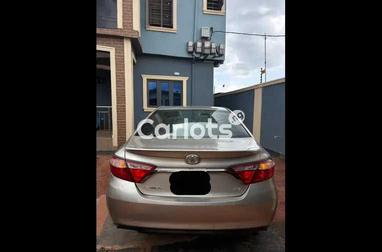 TOKS STANDARD ACCIDENT FREE 2015 TOYOTA CAMRY SE for sale in Lagos, Lagos - photo 6 of 7
