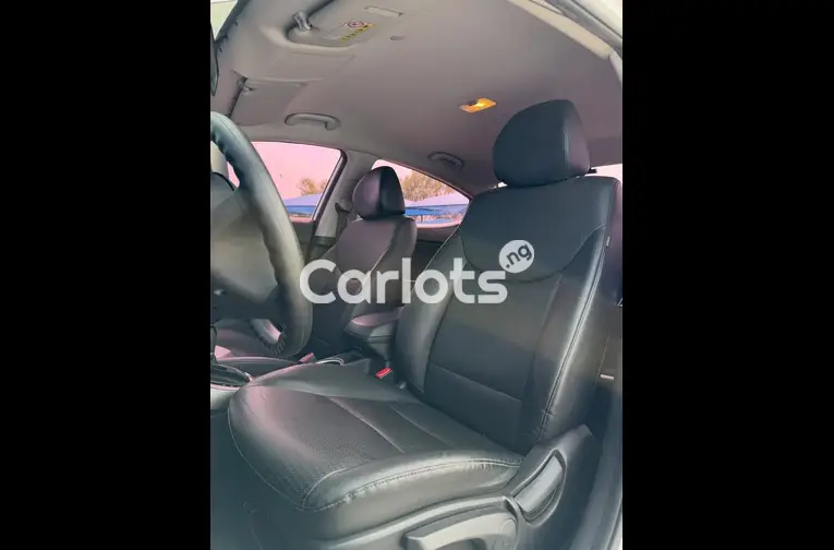 Foreign Used 2013 Hyundai Elantra for sale in Garki, FCT - photo 3 of 6