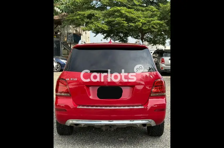 Nigerian Used 2014 MERCEDES BENZ GLK350 for sale in Abuja, FCT - thumbnail 7