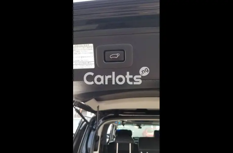NEW ENTRY:FOREIGN USED 2020 TOYOTA ALPHARD LUXURY FULL OPTION for sale in Amuwo Odofin, Lagos - thumbnail 5