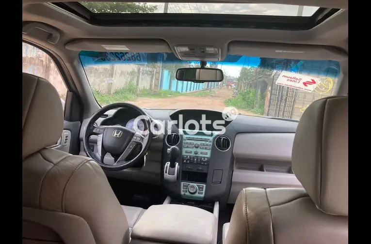 2010 Honda pilot touring for sale in Lagos, Lagos - thumbnail 2