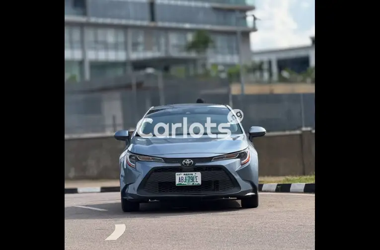 2020 TOYOTA COROLLA L E - 1/7