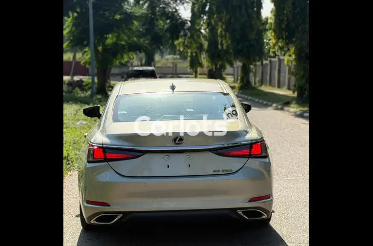 FOREIGN USED 2022 LEXUS ES350 for sale in Abuja, FCT - photo 7 of 7