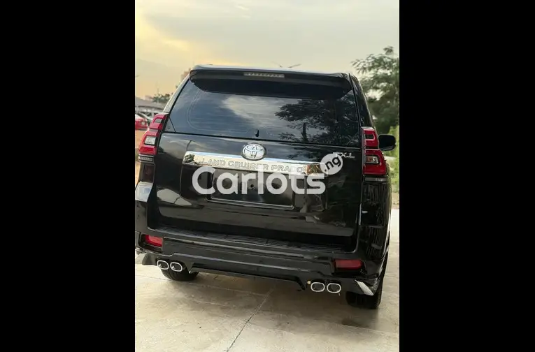 BRAND NEW 2023 TOYOTA LAND CRUISER PRADO TX.L for sale in Abuja, FCT - thumbnail 6