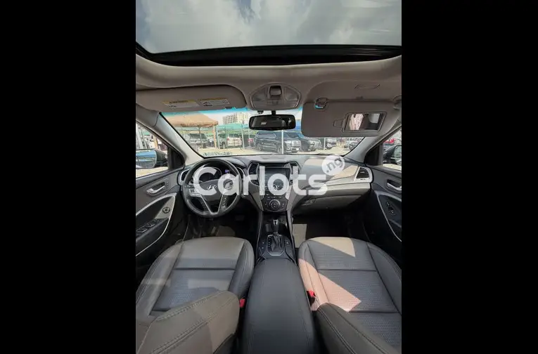 Used 2016 Hyundai Santa fe for sale in Garki, FCT - photo 2 of 6
