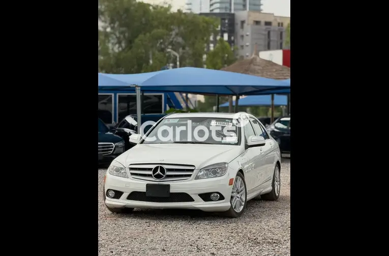 2010 Mercedes Benz C300