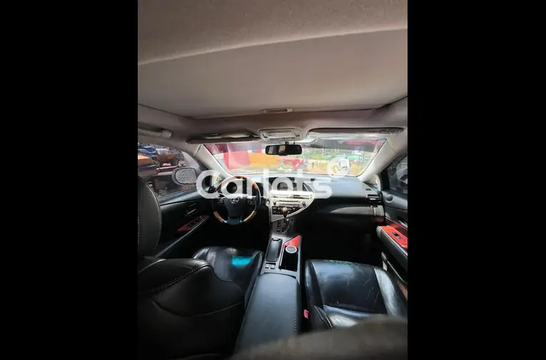 2015 UPGRADED LEXUS RX350 for sale in Abuja, FCT - thumbnail 4