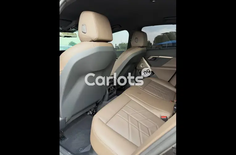 2025 BMW 520i - 4/7