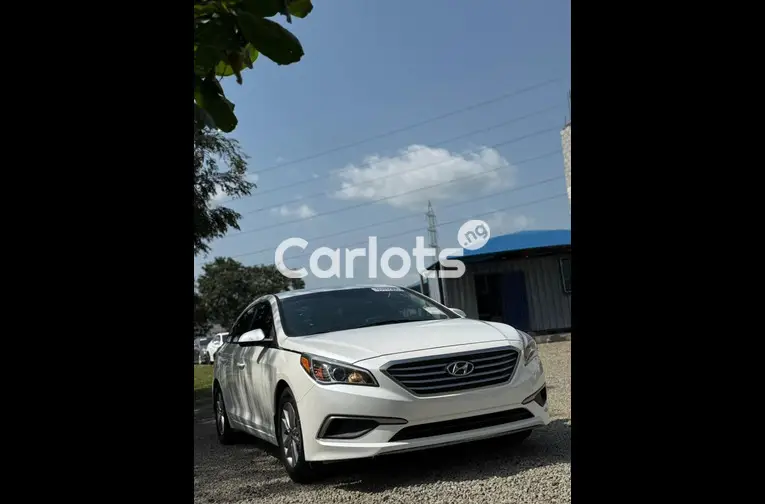 NEW ENTRY FOREIGN USED 2016 HYUNDAI SONATA for sale in Abuja, FCT - photo 2 of 7