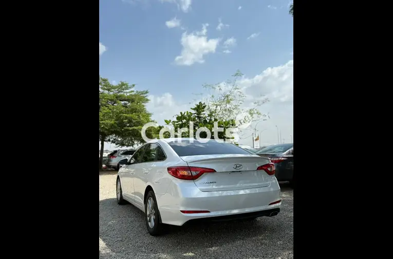 NEW ENTRY FOREIGN USED 2016 HYUNDAI SONATA for sale in Abuja, FCT - thumbnail 6