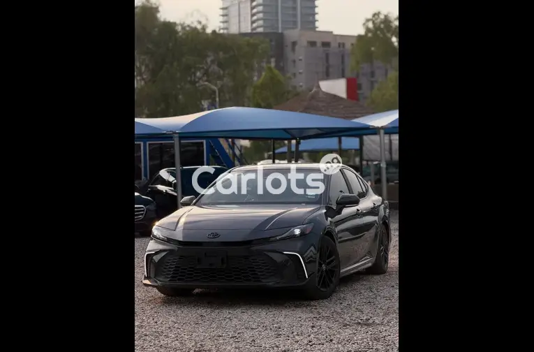 2025 TOYOTA CAMRY XSE - 1/7
