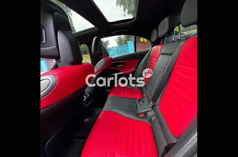 FOREIGN USED 2023 MERCEDES BENZ C300 AMG TRIM for sale in Abuja, FCT - thumbnail 5
