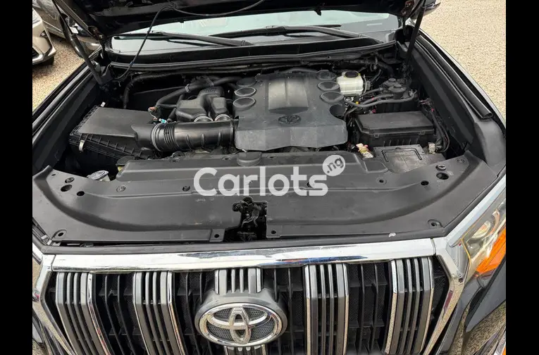 2022 Foreign used Toyota Prado upgraded for sale in Abuja, FCT - thumbnail 4