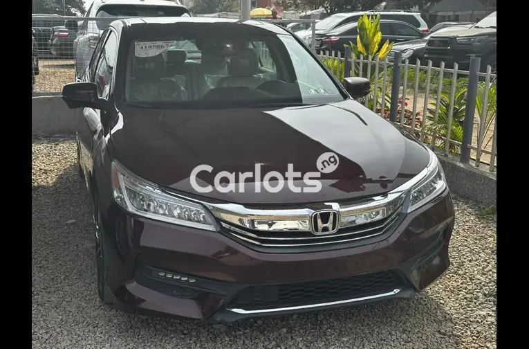 2017 HONDA ACCORD TOURING